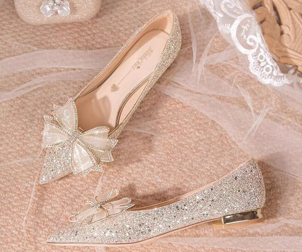 French low-heeled crystal flats