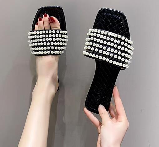 Pearl Fashion Versatile Flat Slippers