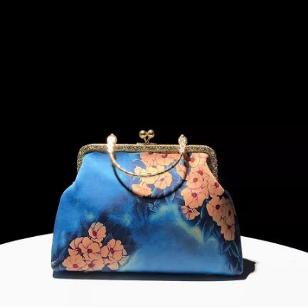 Blue flower cluster classic evening handbag